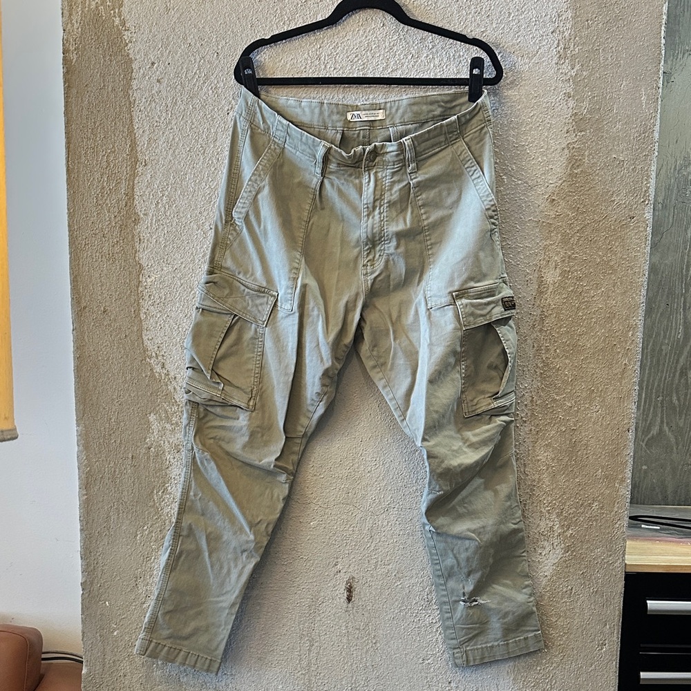 Zara Men's Cargo Pants - Light military green sz 32